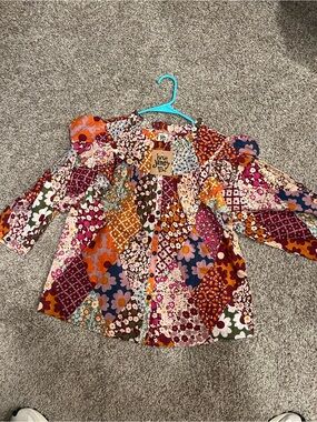 ivy jane Multi Floral Patchwork Button-Front Blouse in Pink, Orange & Burgundy